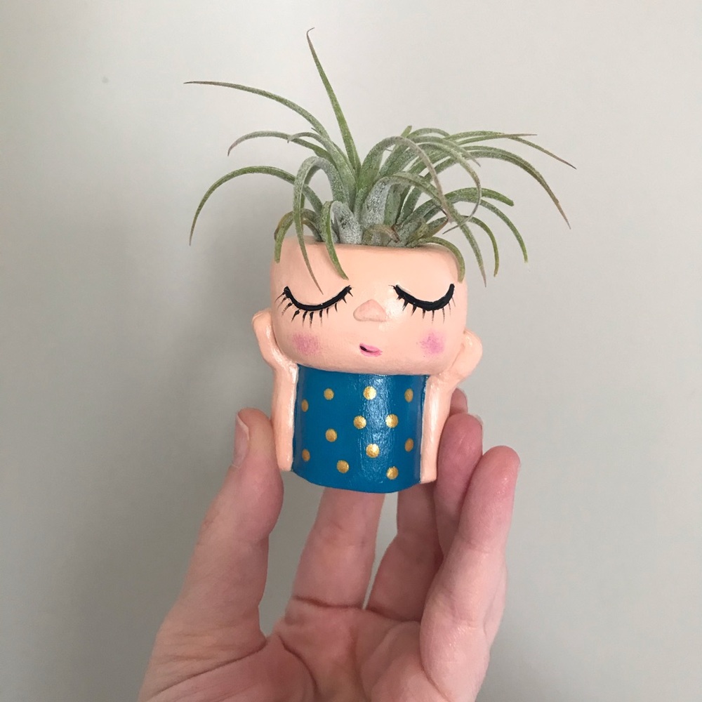 🛑SOLD🛑Handmade airplant holder